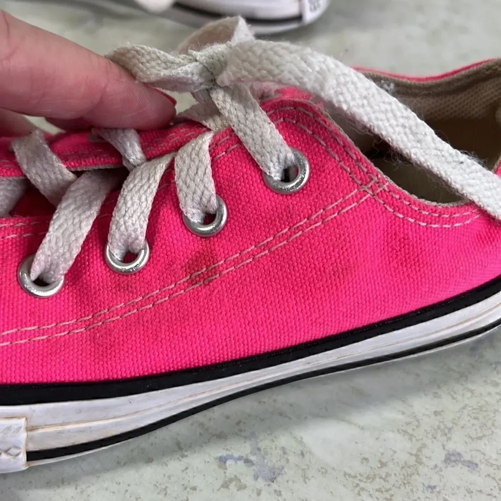 Converse Hot Pink Low Top Sneakers Y12